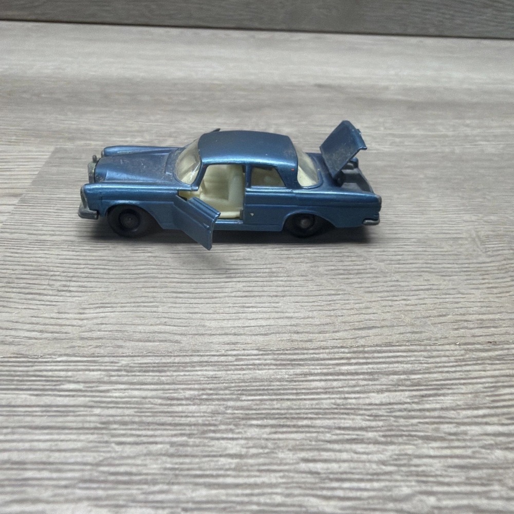Matchbox Lesney No. 46 Mercedes-Benz 300SE Vintage‎ 1968 VTG Made In England